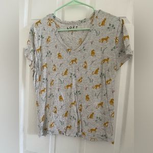 Soft LOFT leopard print v neck, worn once